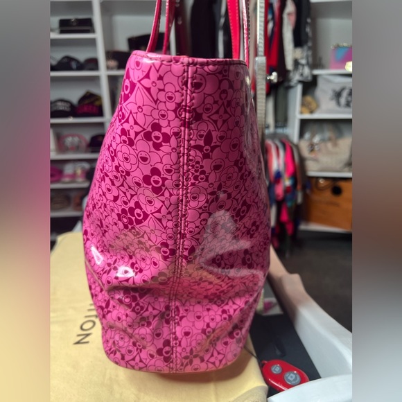 Louis Vuitton Authentic Handbag - Picture 3 of 16